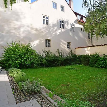 Romantic Apartment Under The Prague Castle Zewnętrze zdjęcie