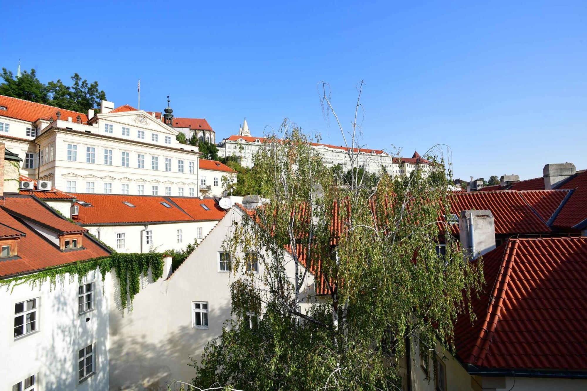 Romantic Apartment Under The Prague Castle Zewnętrze zdjęcie